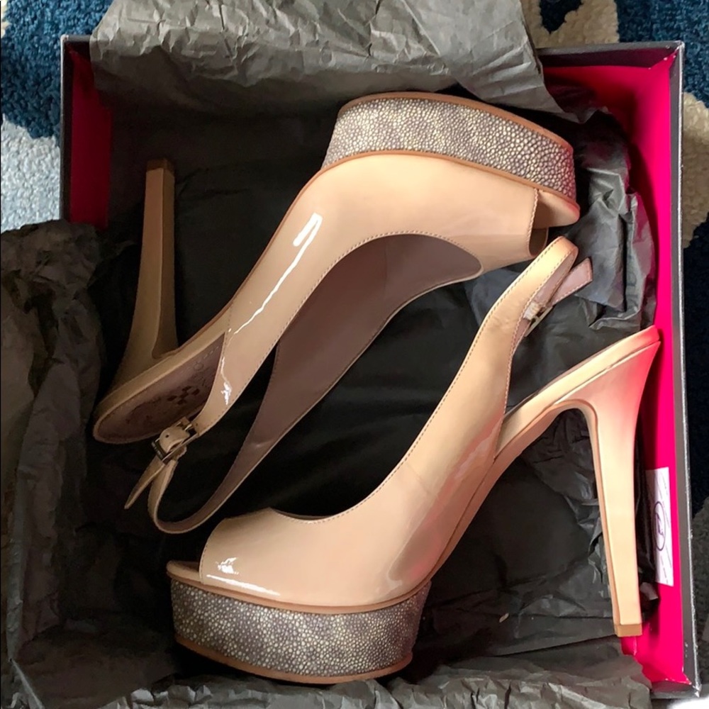 Vince Camuto “Leala pump” heels